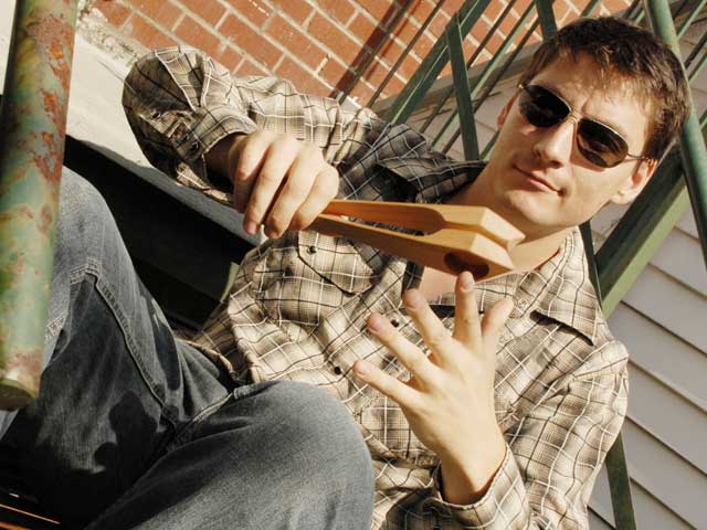 Musique de cuillères en bois